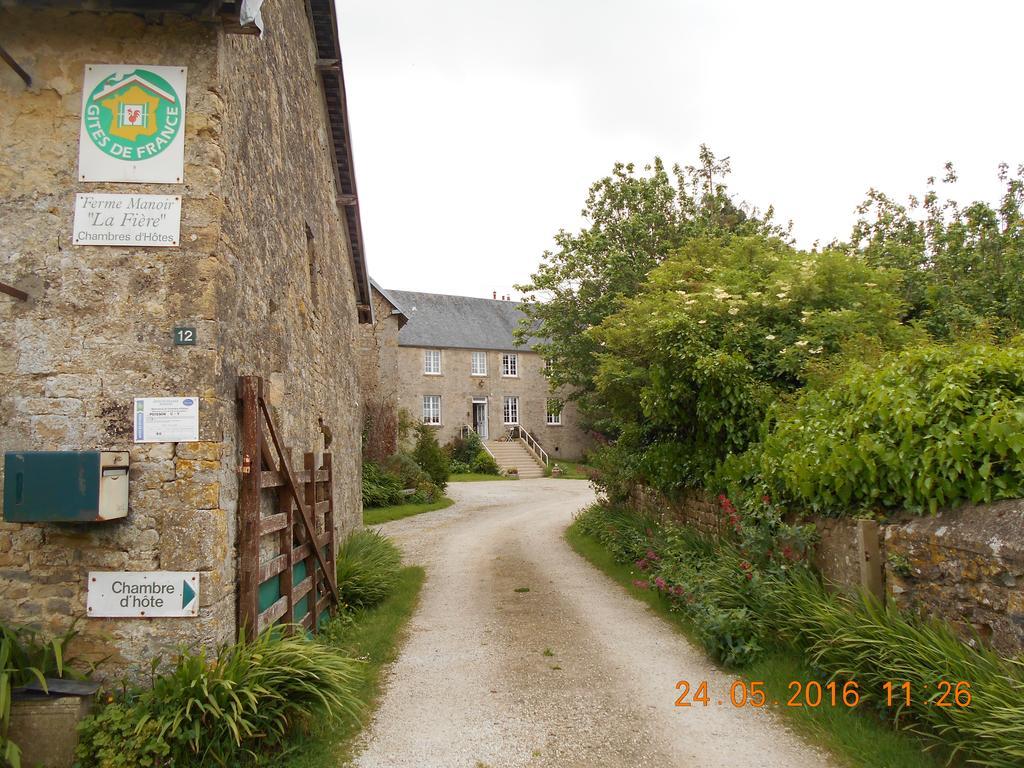 Sainte-Mère-Église Ferme Manoir La Fiere B&B 외부 사진