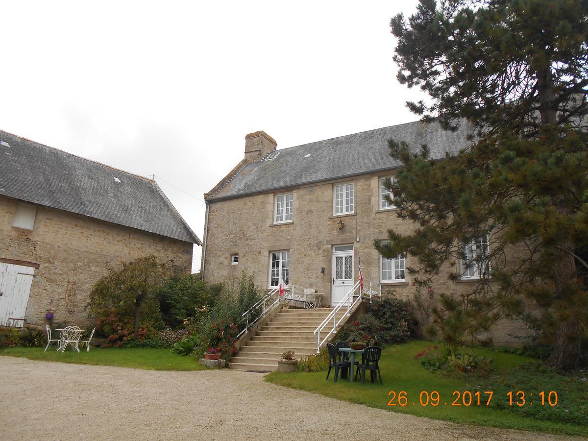 Sainte-Mère-Église Ferme Manoir La Fiere B&B 외부 사진