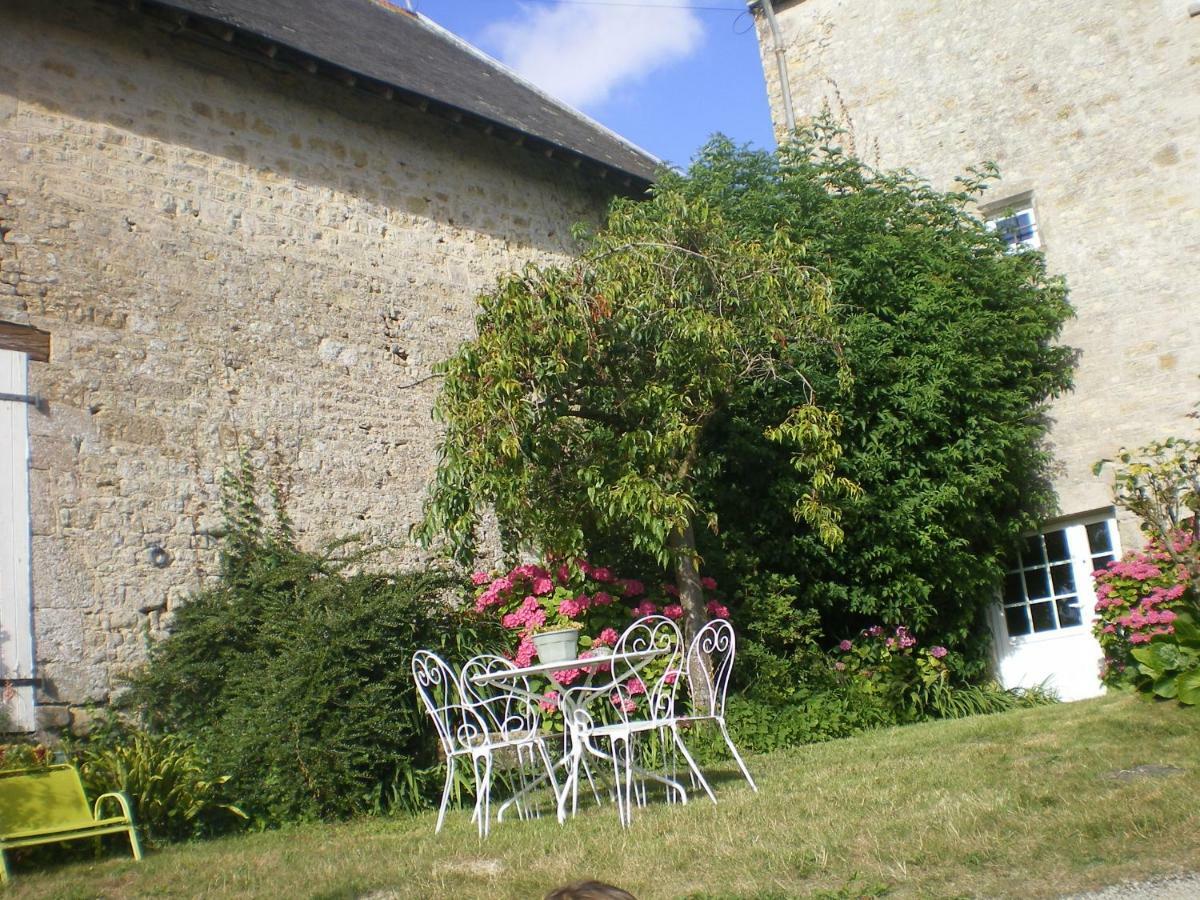 Sainte-Mère-Église Ferme Manoir La Fiere B&B 외부 사진