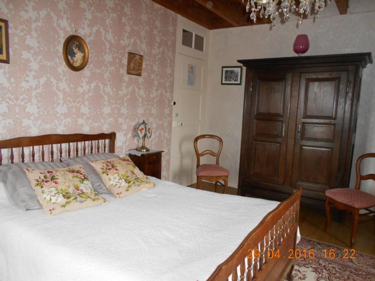 Sainte-Mère-Église Ferme Manoir La Fiere B&B 외부 사진